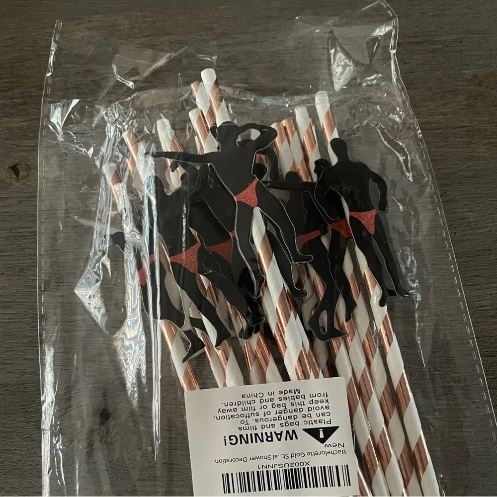 NWT Striped Party Straws with Bodybuilder Cutouts